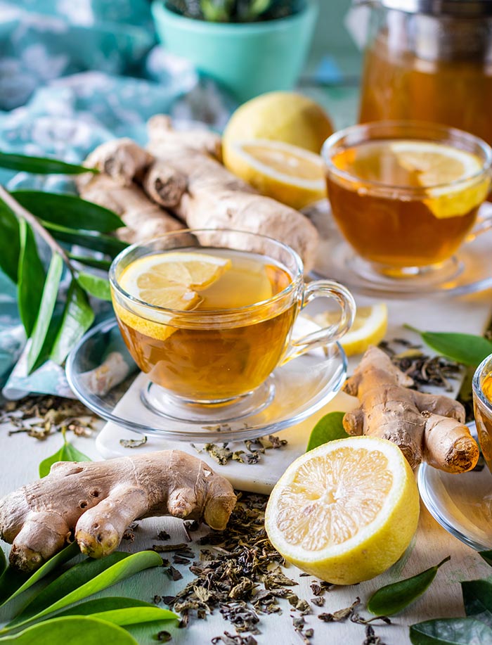 شاي أخضر بالليمون والزنجبيل